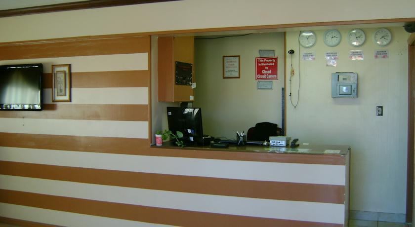 Executive Inn 德明 外观 照片